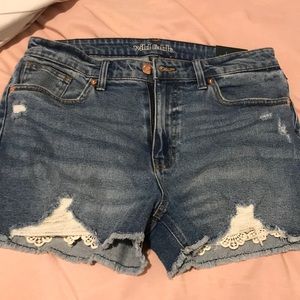 Never worn shorts from target they didn’t fit!